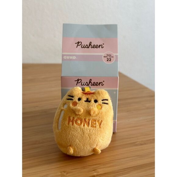Pusheen Kitchen Surprise Plush Keychain - Honey Bottle - Picture 1 of 4